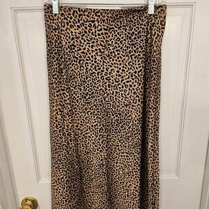 Leopard midi skirt